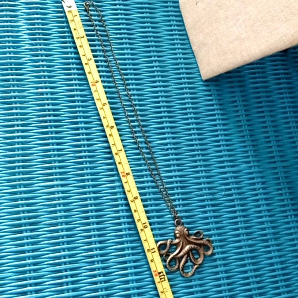 Octopus Necklace - Picture 3 of 4